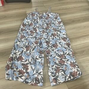 Old Navy Maternity Floral Spaghetti Straps Wide Leg‎ Jumpsuit Size XL